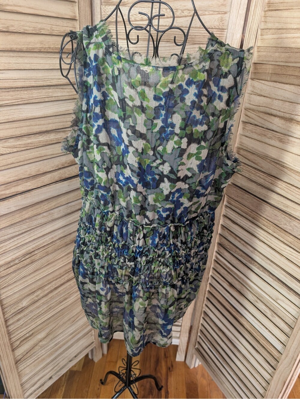 DKNY Shirt Tank Top Floral Light‎ Weight Womens Size 14/16w Sleeveless Green